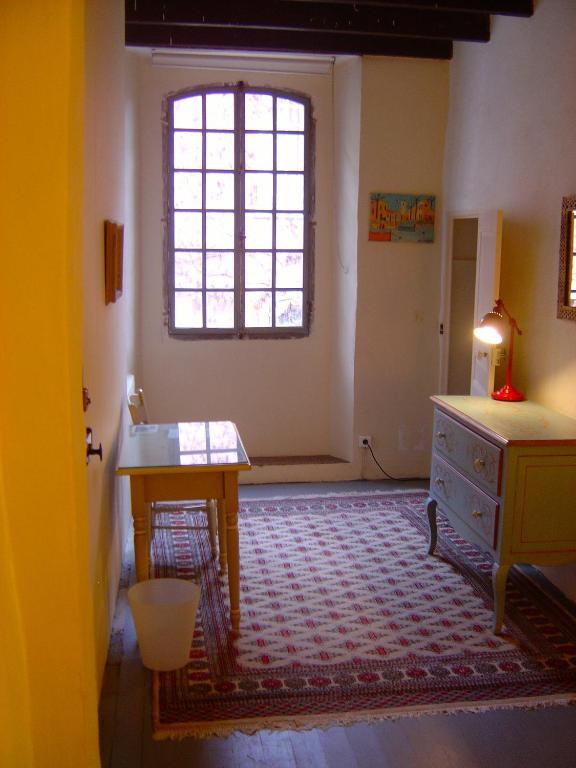 Belle De Nuit Bed & Breakfast Oppède Стая снимка