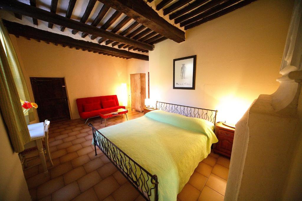 Belle De Nuit Bed & Breakfast Oppède Стая снимка