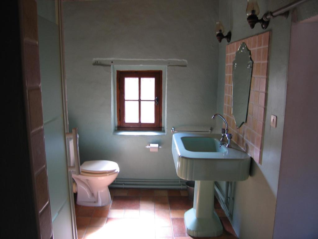 Belle De Nuit Bed & Breakfast Oppède Екстериор снимка
