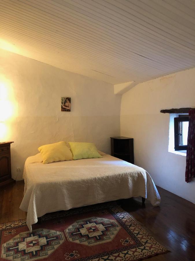 Belle De Nuit Bed & Breakfast Oppède Екстериор снимка