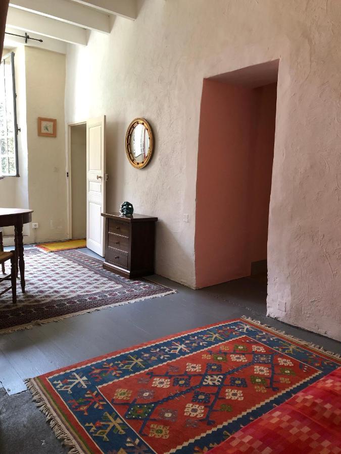 Belle De Nuit Bed & Breakfast Oppède Екстериор снимка
